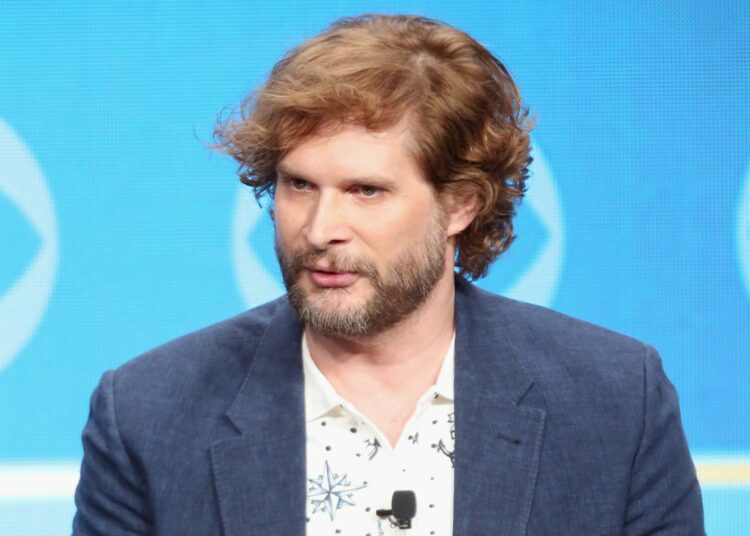 O Criador De Hannibal Bryan Fuller é Processado Por Assédio Sexual Pelo Colaborador De 8777